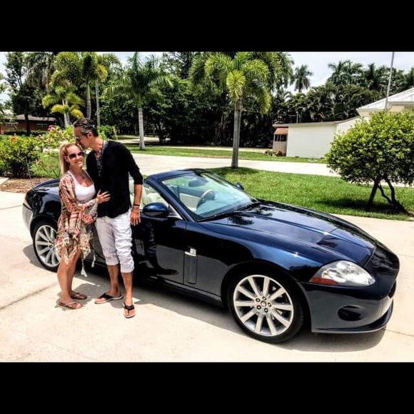 Meet your Posher, Danielle - Picture 3 of 3